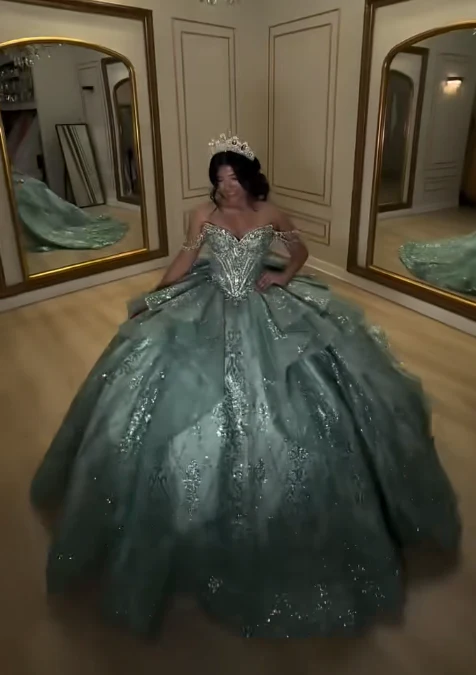 Cute Off-the-shoulder Green Long Prom Dresses Sparkly Tulle Applique Green Quinceanera Dresses Sweet 16 Dresses DP3943 - Deanwangkt