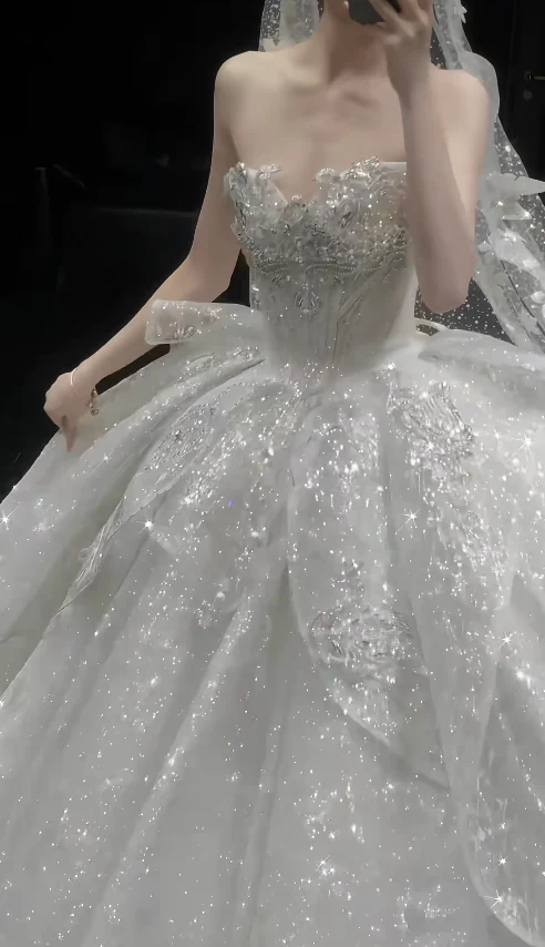 Glitter Strapless Ball Gown Tulle Wedding Dresses Beaded White Bridal Gowns Sleeveless Bridal Dresses DP3357 - Deanwangkt