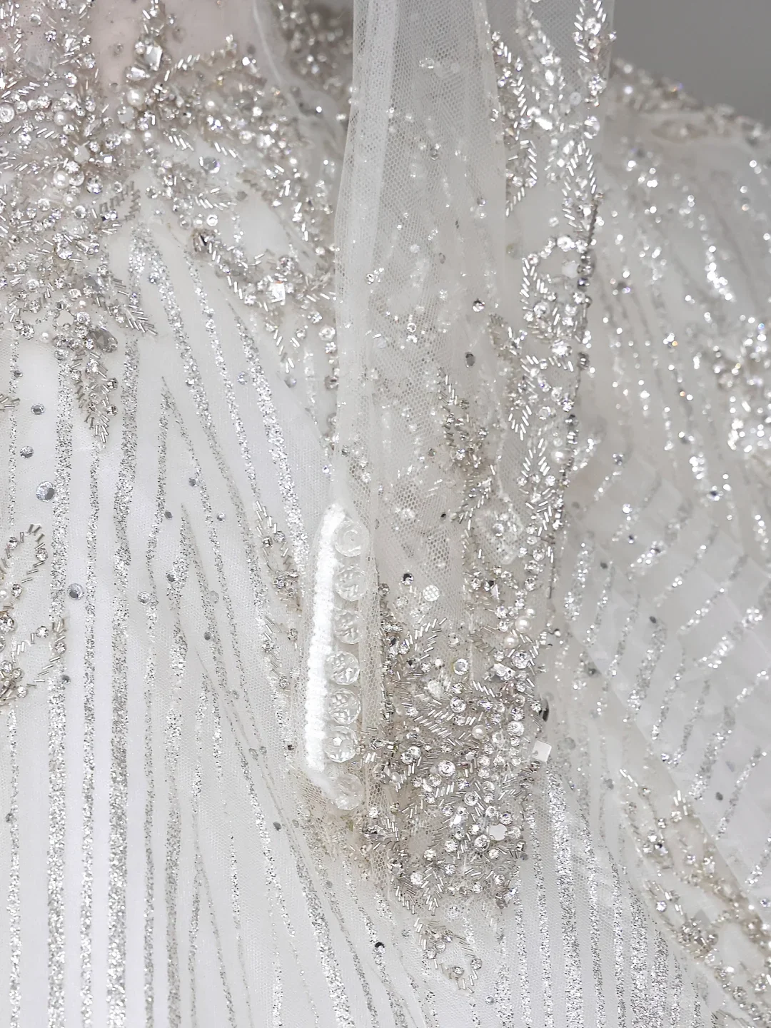 Unique Bridal Gown Ball Gown High Neckline Long Sleeves White Lace Wedding Dresses Bridal Gowns DP667 - Deanwangkt