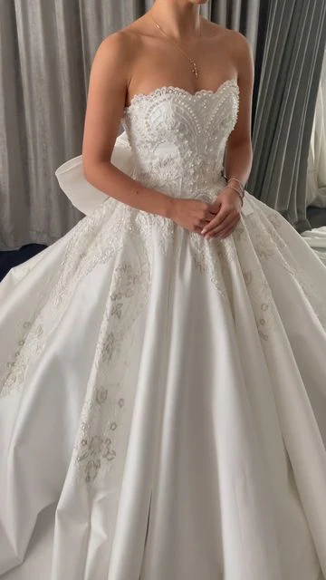 Princess Bridal Dress Ball Gown Strapless Sleeveless Satin White Appliques Wedding Dresses Pretty Bridal Gowns DH941 - Deanwangkt