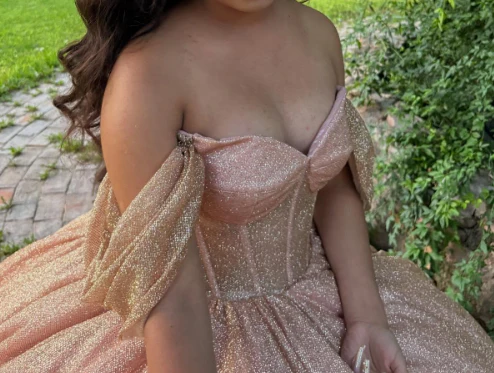 Modest Ball Gown Off-the-shoulder Gold Glitter Tulle Applique Long Quinceanera Dress Formal Gowns Vestido De 15 Anos Sweet 16 Dress DP2757 - Deanwangkt