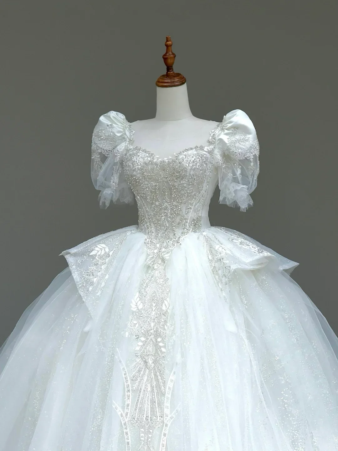 Princess Bridal Gown Ball Gown Sweetheart Short Sleeves White Sequin Wedding Dresses Bridal Gowns DP812 - Deanwangkt