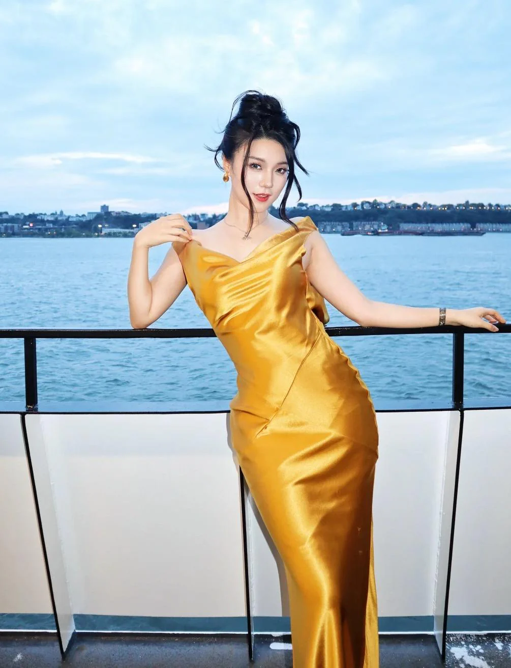 Chic V-neck Sheath Long Prom Dresses Satin Yellow Evening Dresses DP3678 - Deanwangkt