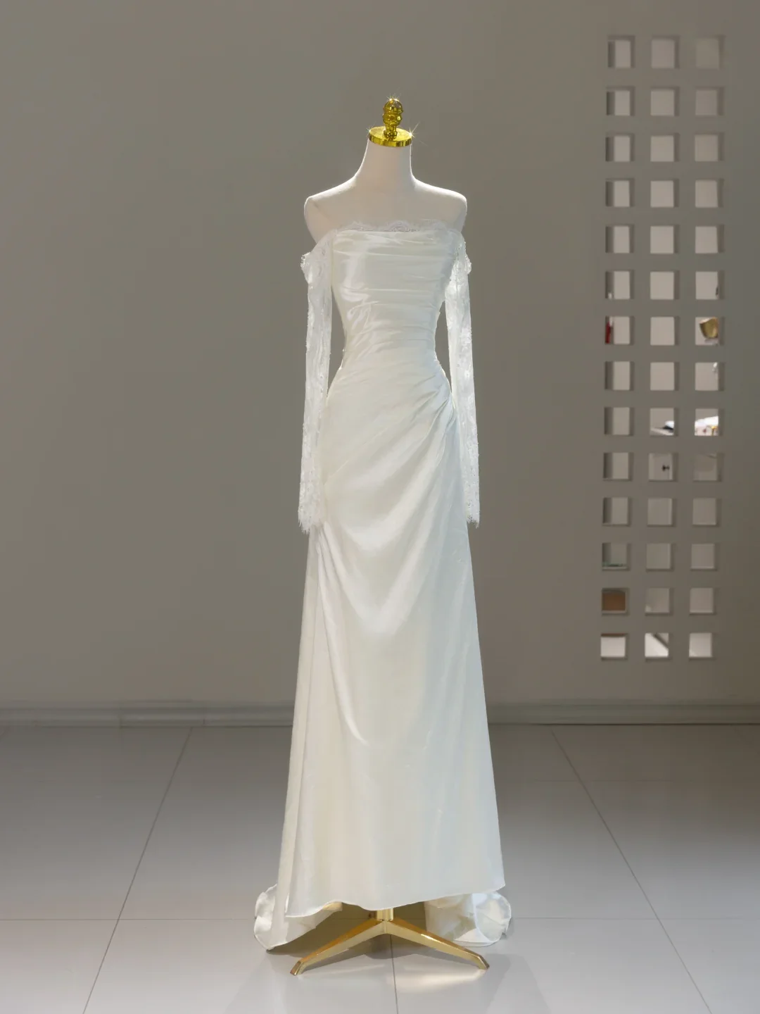 Unique Wedding Dress Mermaid Off The Shoulder Lace Long Sleeves Wedding Dresses Bridal Gowns DH2061 - Deanwangkt