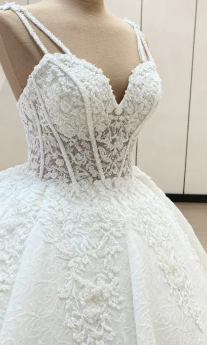Classic Wedding Dress Ball Gown Spaghetti Straps White Lace Wedding Dresses Dreamy Bridal Gowns DH1227 - Deanwangkt