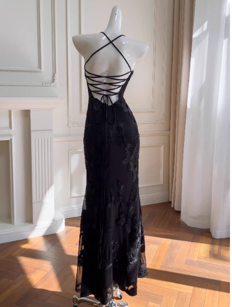 Elegant Spaghetti-Strap Sheath Chiffon Appliquéd Long Prom Dresses, Black Formal Evening Dresses DP3070 - Deanwangkt