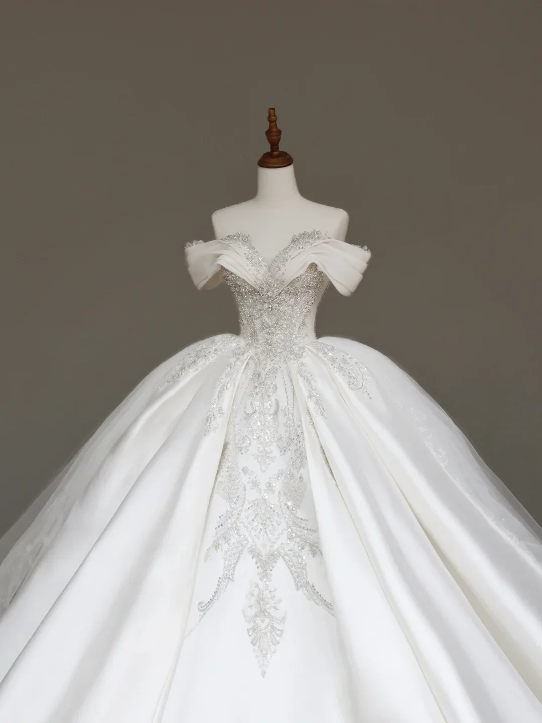 Classy Elegant Ball Gown Off The Shoulder Sequin White Short Sleeves Wedding Dress Brides Dress DP681 - Deanwangkt