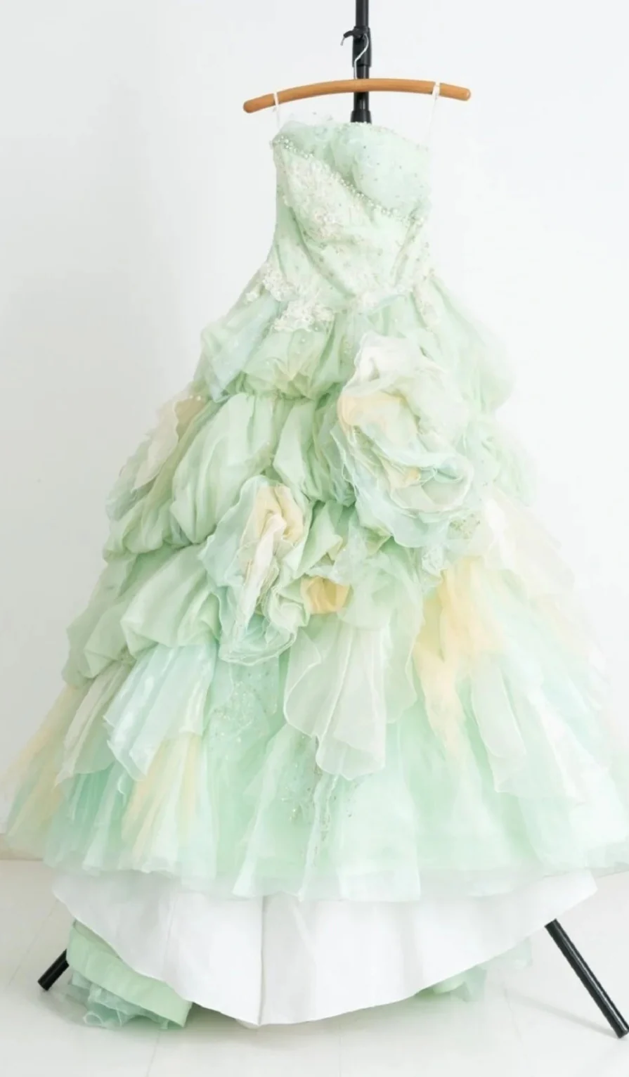 Gorgeous Strapless Ball Gown Tulle Lace Long Prom Dresses Green Quinceanera Dresses DP3012 - Deanwangkt