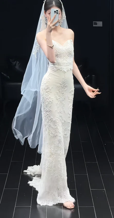 Gorgeous Sheath Wedding Dresses Lace Applique White Bridal Gowns Sweetheart Neck Sleeveless Bridal Dresses DP3354 - Deanwangkt