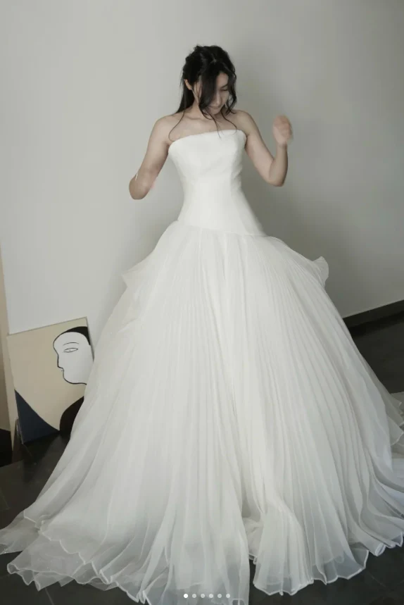 Modest Strapless Ball Gown Satin Wedding Dress, White Tulle Ruffles Bridal Gowns DP03025 - Deanwangkt