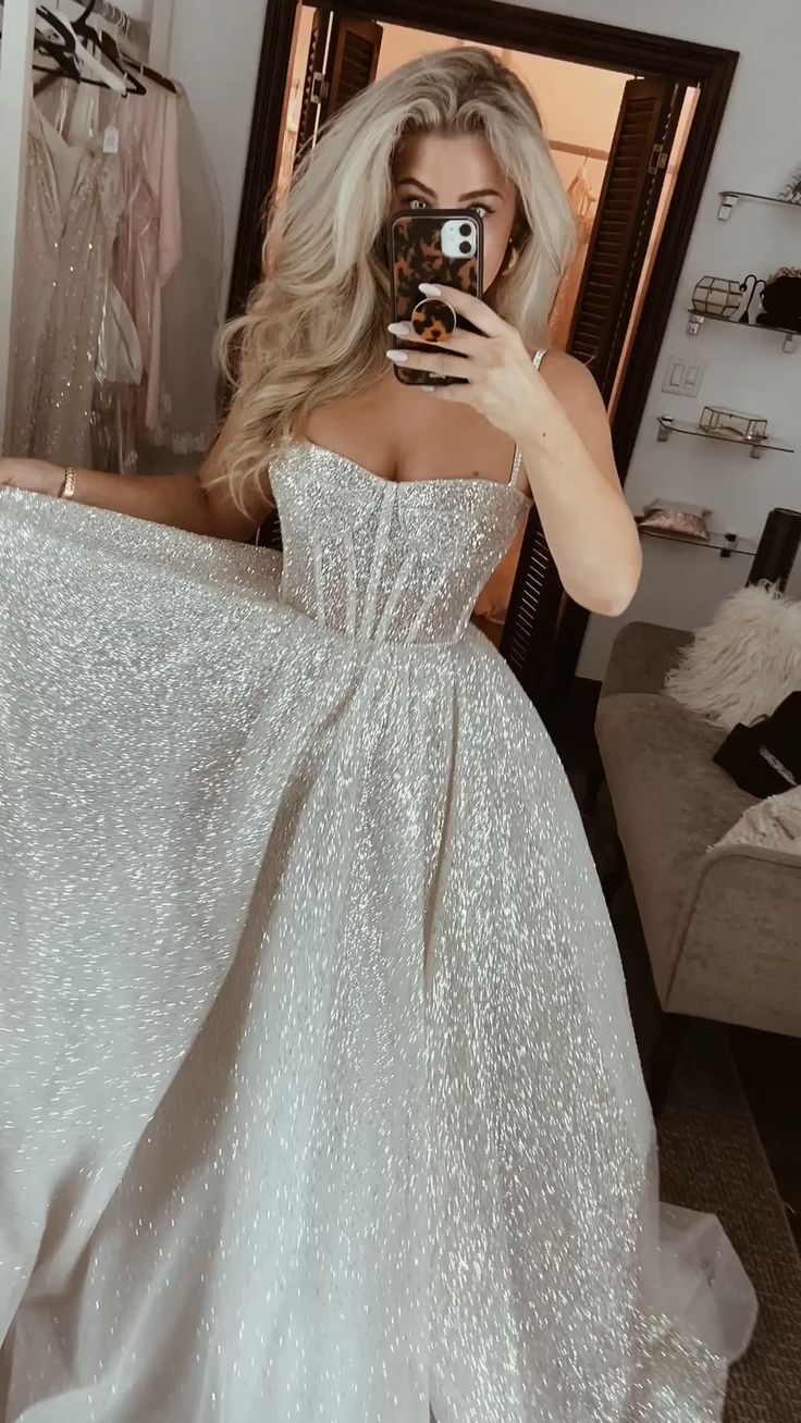 Unique Bridal Dress A Line Spaghetti Straps White Sequin Long Wedding Dresses Luxury Bride Dress Bridal Gowns DH1520 - Deanwangkt