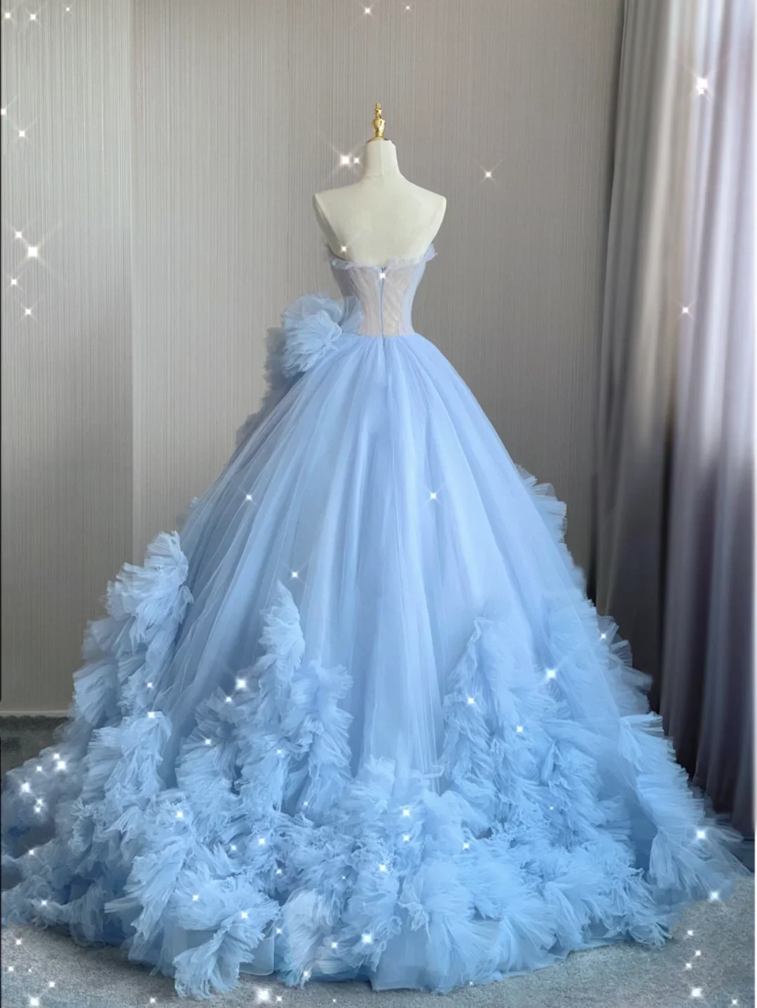 Pretty Ball Gown Strapless Blue Layers Tulle Long Prom Dresses Evening Dresses DP363 - Deanwangkt