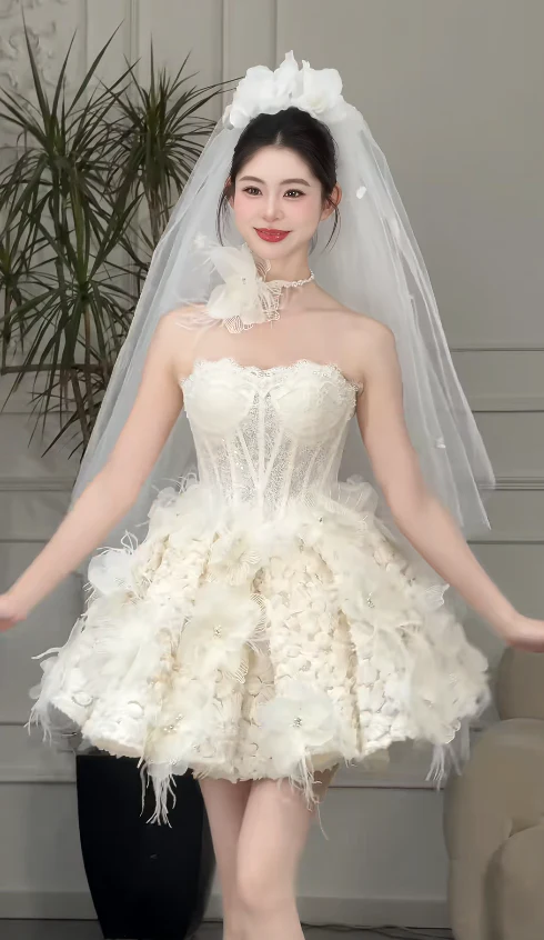 Gorgeous Strapless Ball Gown Lace Long Wedding Dresses Champagne Bridal Gowns Sleeveless Bridal Dresses DP3742 - Deanwangkt