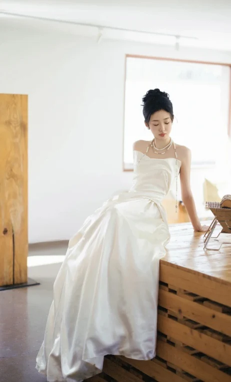 Timeless Bridal Dress Ball Gown Strapless Satin White Wedding Dresses Elegant Bridal Gowns DH898 - Deanwangkt