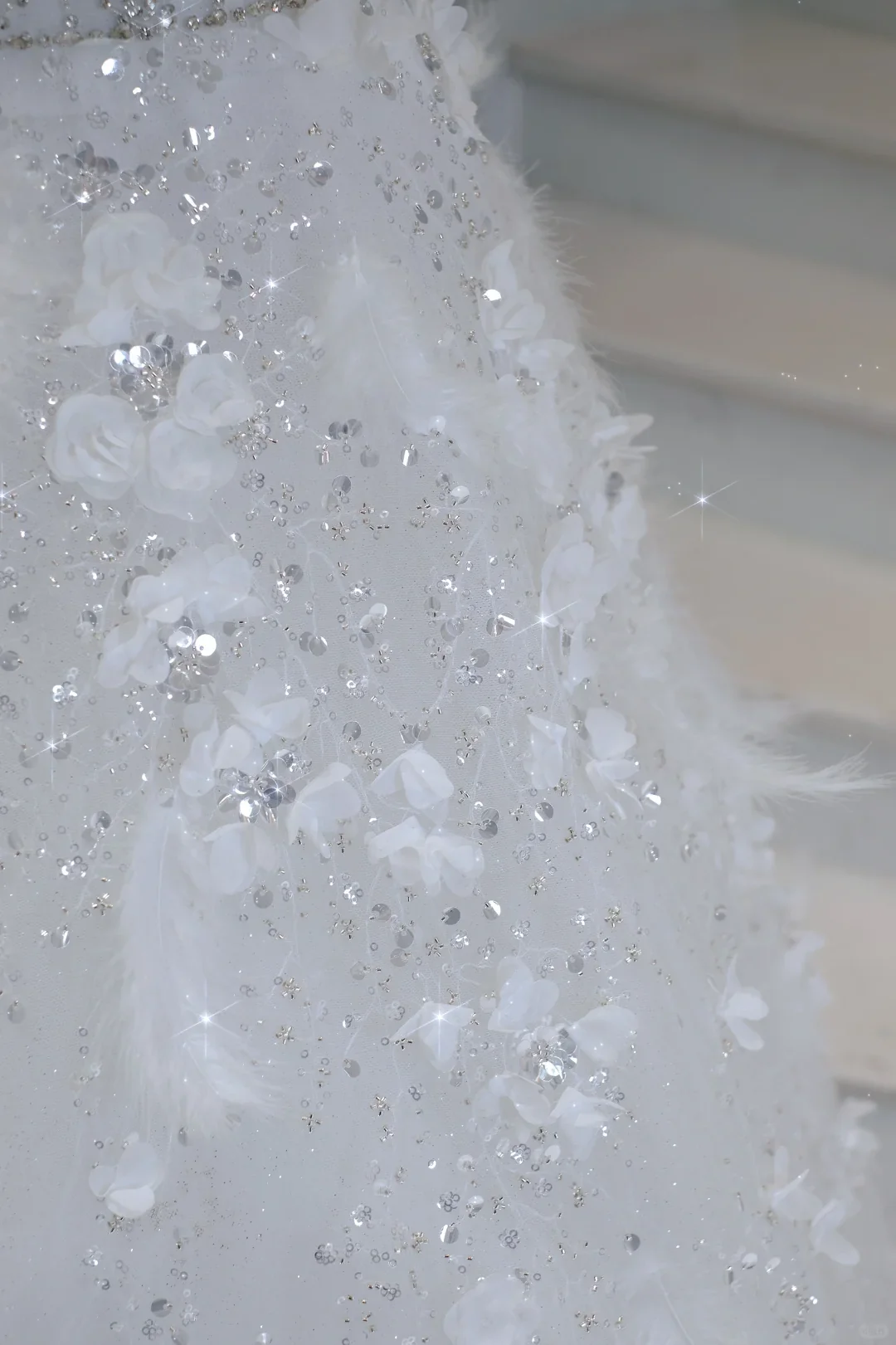 Timeless Bridal Gown Ball Gown Strapless Sequin Sleeveless Long White Wedding Dresses Elegant Bridal Gowns DH886 - Deanwangkt