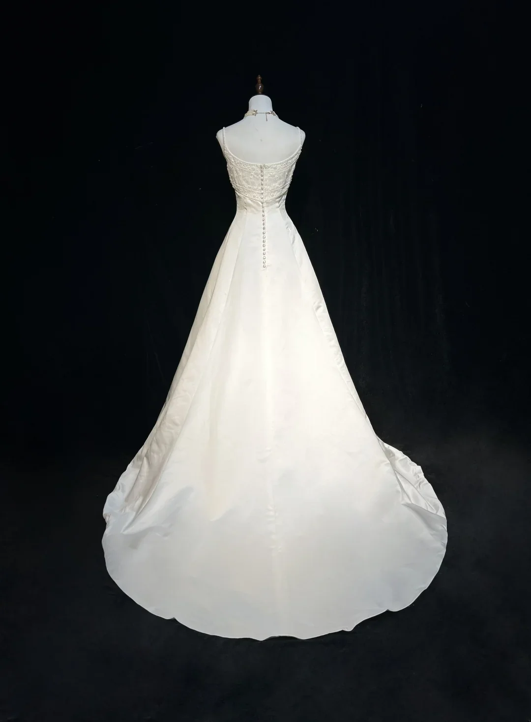 Vintage Bridal Gown A line Spaghetti Straps Sleeveless Pearls Long White 70s Wedding Dresses Elegant Bridal Gowns DH1111 - Deanwangkt