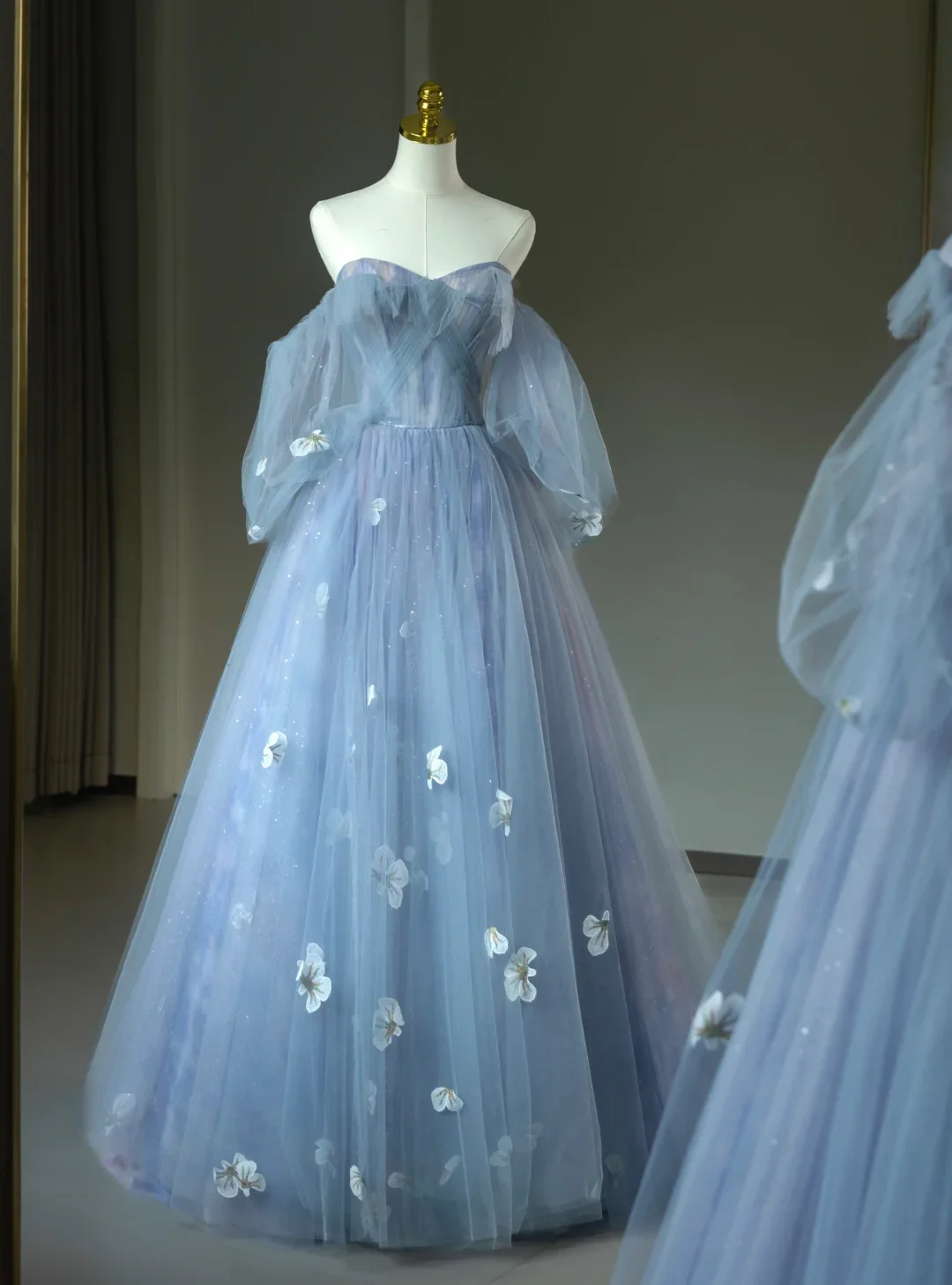 Pretty Ball Gown Off The Shoulder Blue Tulle Long Floral Quinceanera Dress Formal Gowns Sweet 17 Dresses Vestido De 15 Anos Sweet 16 Dress DH2062 - Deanwangkt