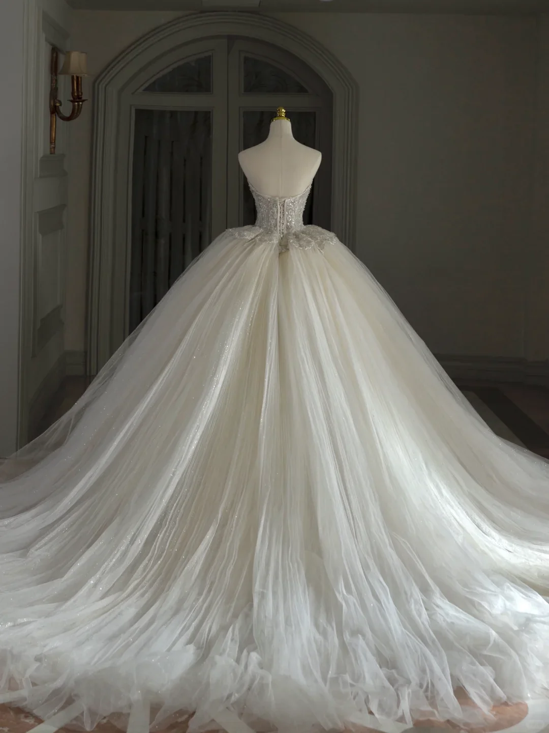 Princess Bridal Dress Ball Gown Sweetheart Tulle Beads Wedding Dress With Short Sleeves Wedding Dresses Modest Wedding Gowns DH1295 - Deanwangkt