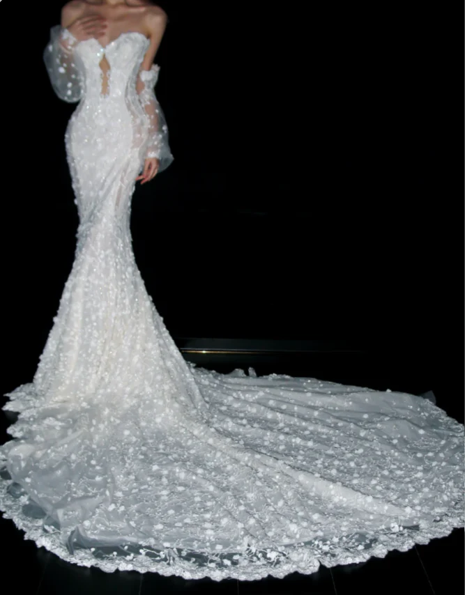 Modest V-neck Mermaid Long Wedding Dress Lace Appliqué White Bridal Dresses Sleeveless Bridal Gowns DP04037 - Deanwangkt