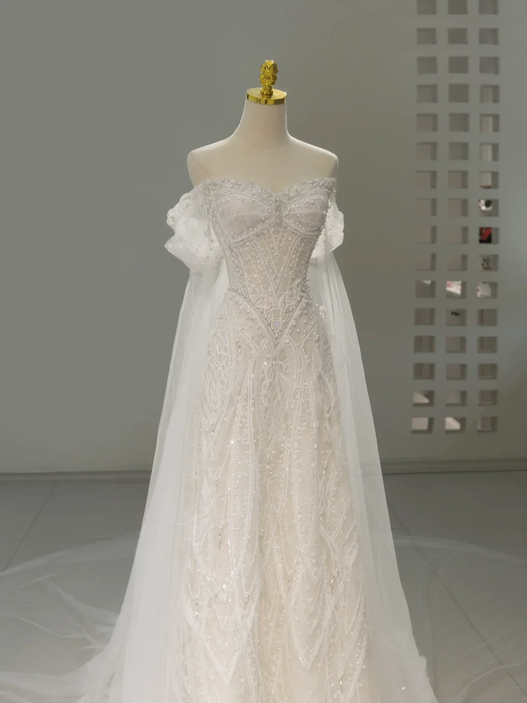 Unique Wedding Dress A Line Off The Shoulder Sequin Short Sleeves Wedding Dresses Bridal Gowns DH2063 - Deanwangkt