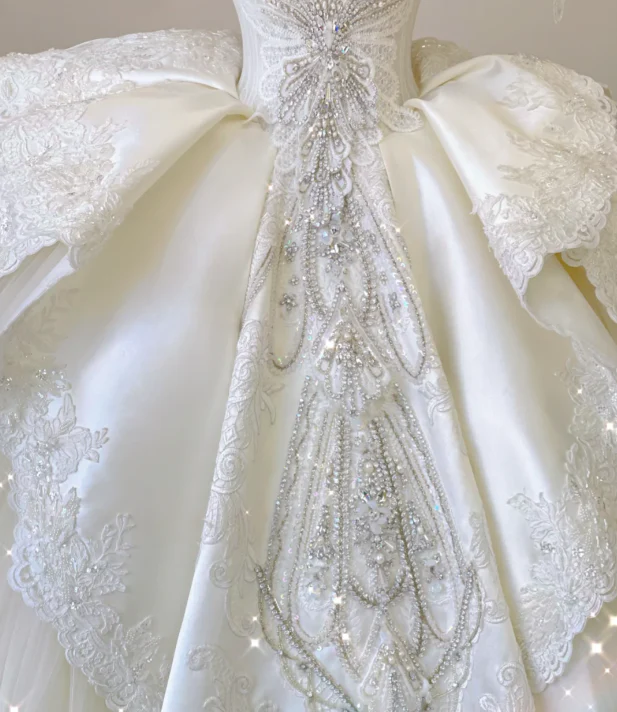 Elegant Ball Gown Sweetheart Lace Satin Wedding Dresses White Brides Dress P0018 - Deanwangkt