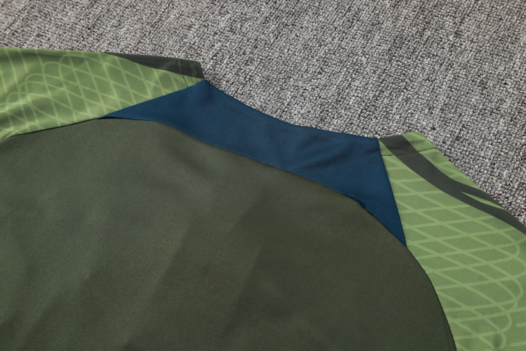 Paris Saint-Germain Short Sleeve Track Suit 2024/25 MEN536