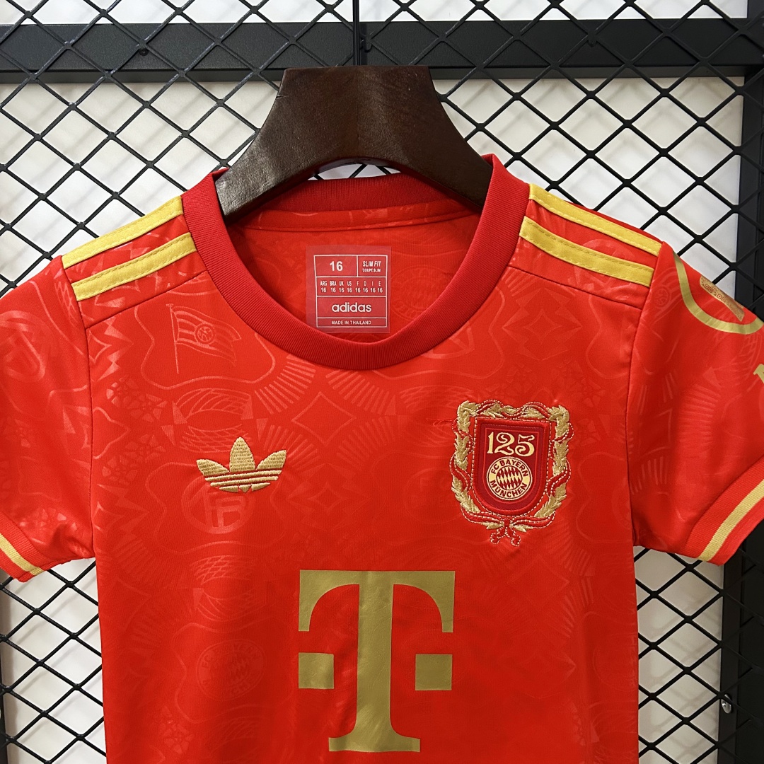 Kid's Bayern Munich 125th Anniversary Kit 2025/26