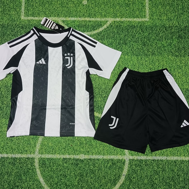 Kid's Juventus Home Jersey+Shorts 2024/25