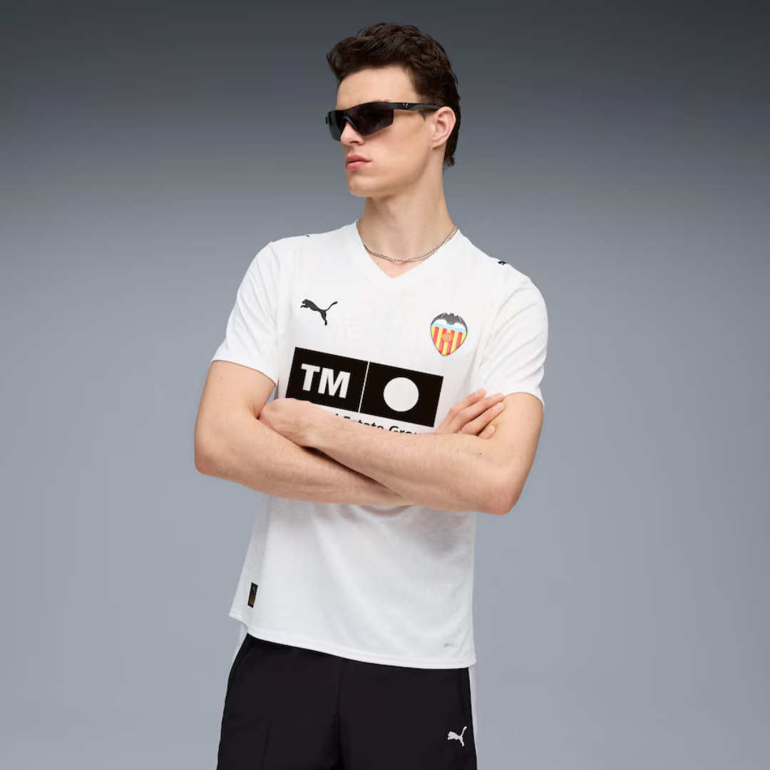 Valencia Home Jersey 2025/26