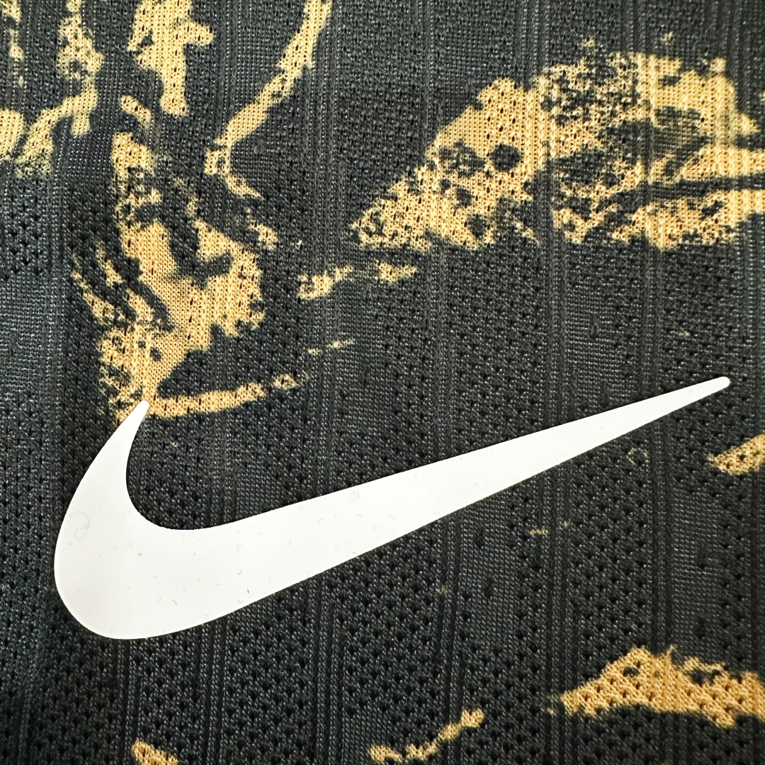 Player Version Sporting CP Third Jersey 2024/25