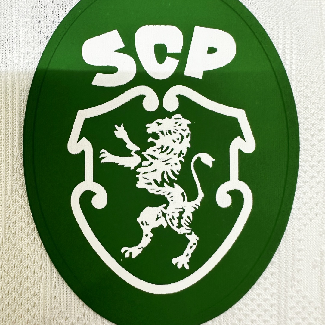Player Version Sporting CP Away Jersey 2024/25