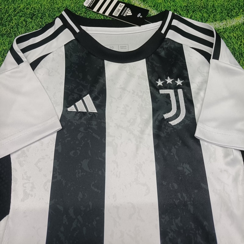 Kid's Juventus Home Jersey+Shorts 2024/25