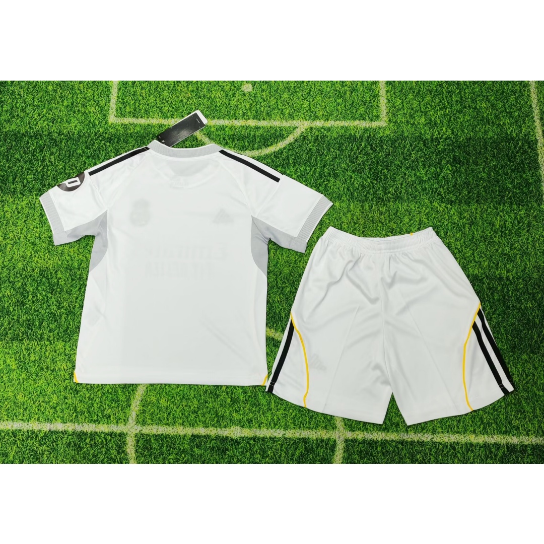 Kid's Real Madrid Home Kit 2025/26