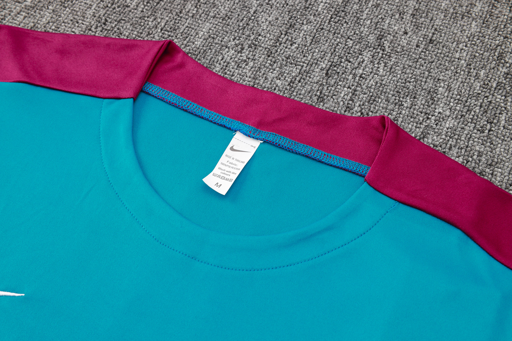 Paris Saint-Germain Short Sleeve Track Suit 2024/25 MEN521