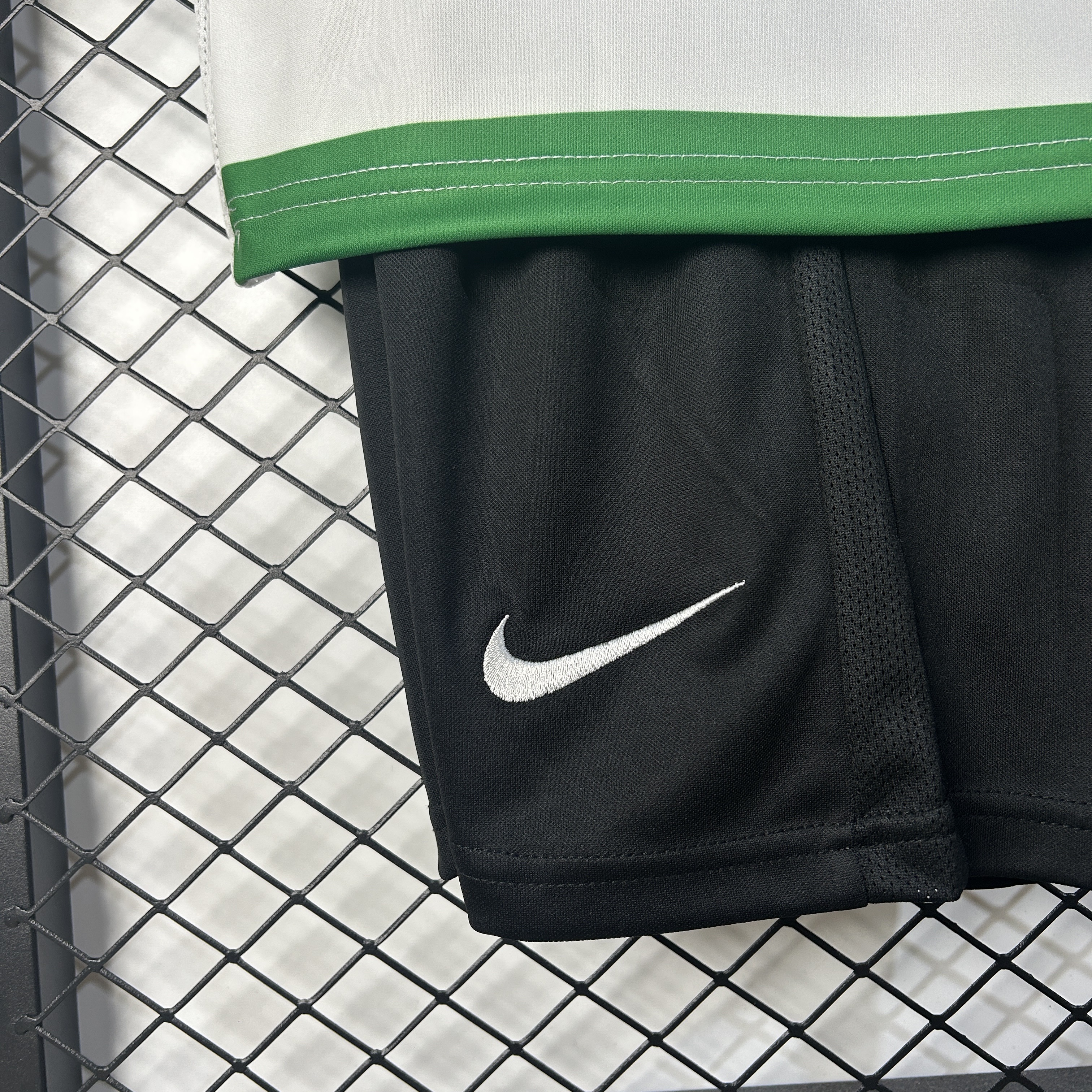 Kid's Sporting CP Home Kit 2025/26