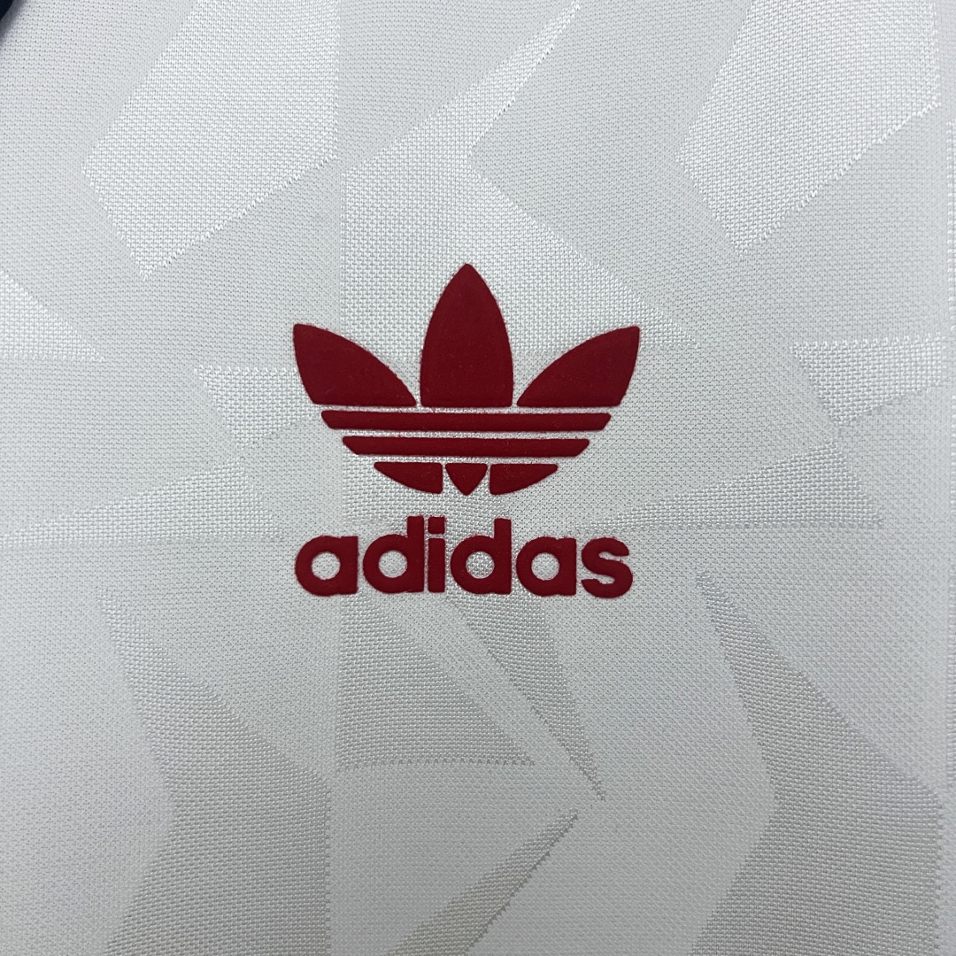 Retro Manchester United Away Jersey 1991