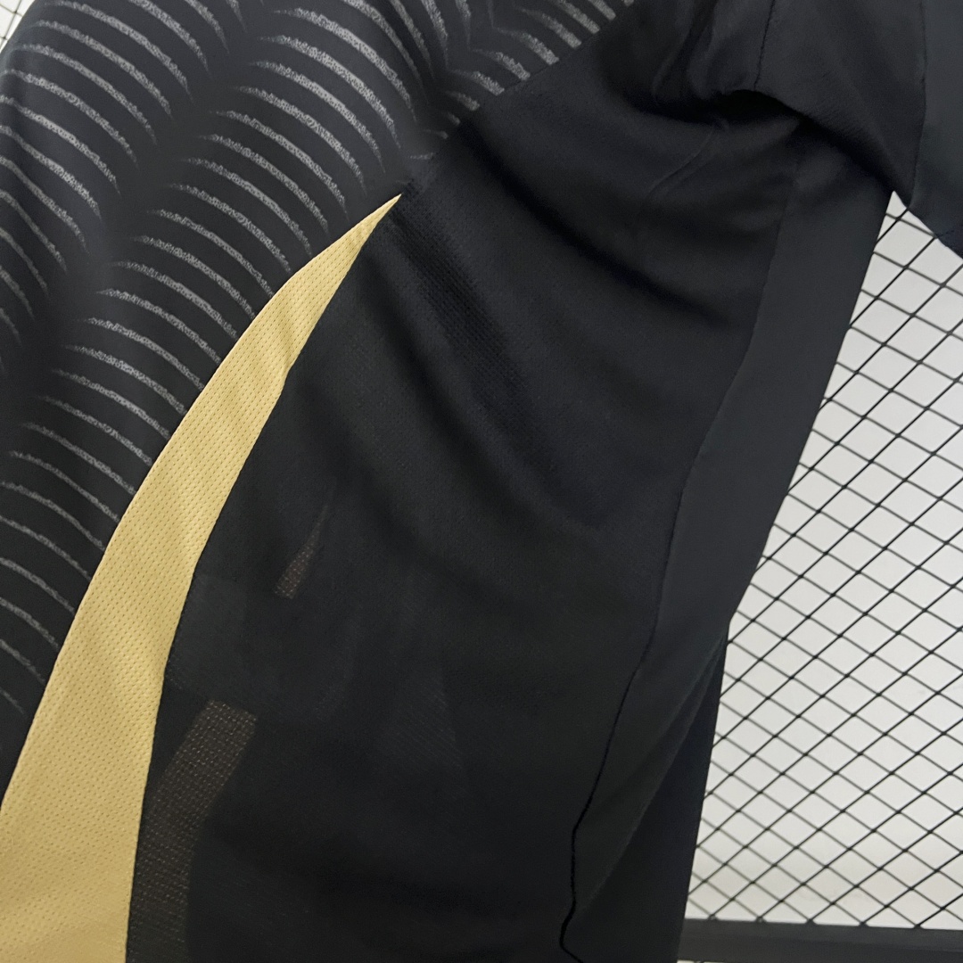 Colo Colo Away Jersey 2025