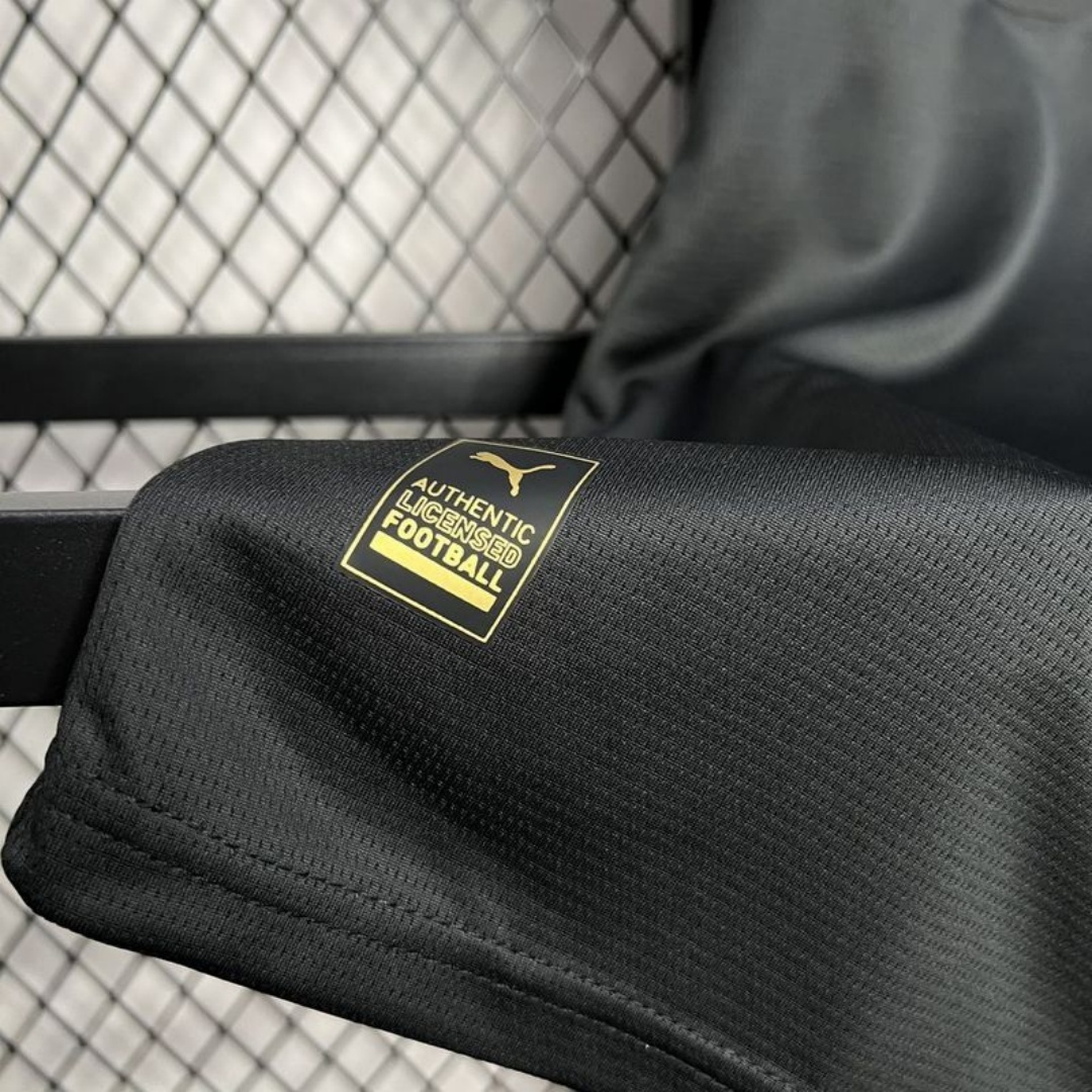 Olympique Marseille 125th Anniversary Fourth Goalkeeper Jersey 2024/25