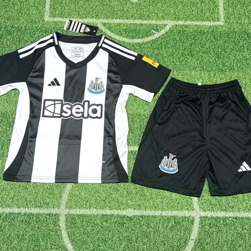 Kid's Newcastle United Home Kit 2024/25