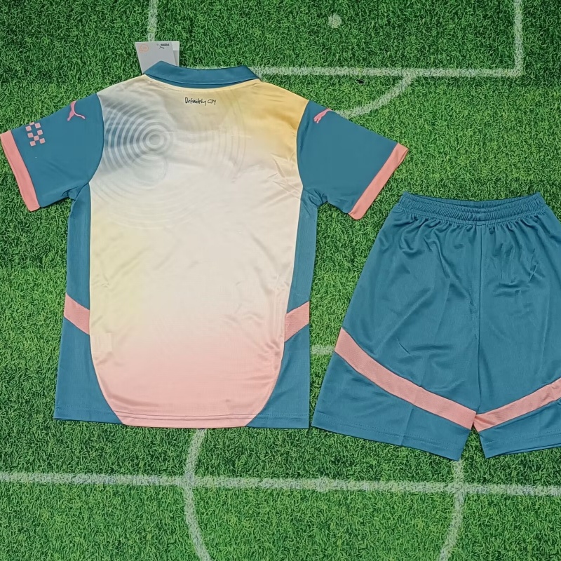 Kid's Manchester City‘Definitely City’Fourth Kit 2024/25