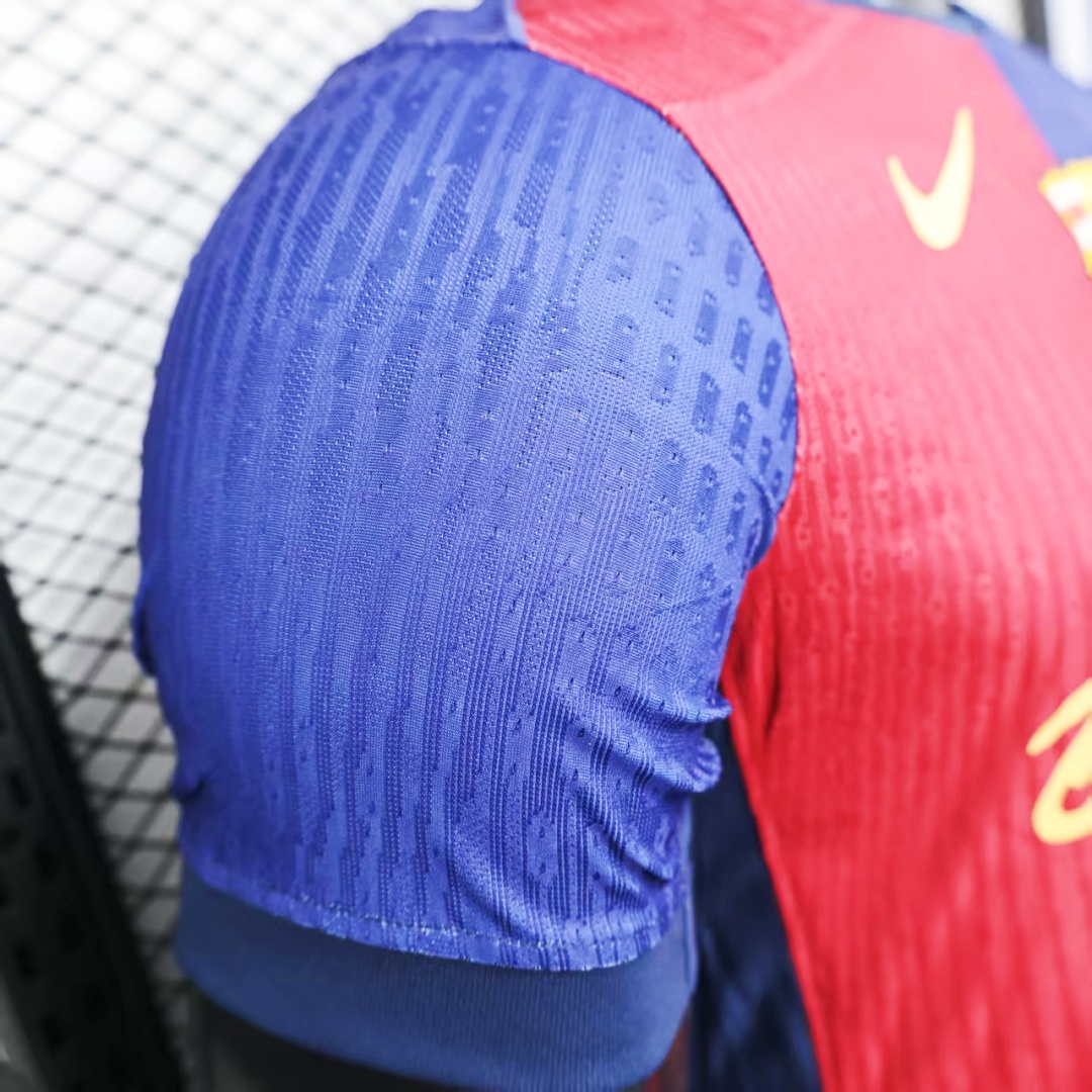 Player Version Barcelona x TRAVIS SCOTT Home El Clásico Jersey 2024/25