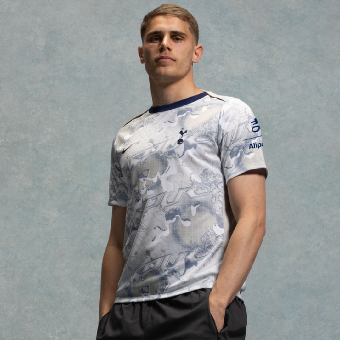 Tottenham Hotspur White And Grey Home Warm Up Pre-Match Jersey 2025/26