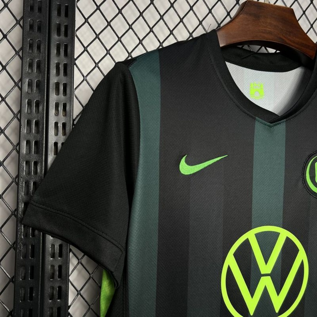 Wolfsburg Away Jersey 2024/25