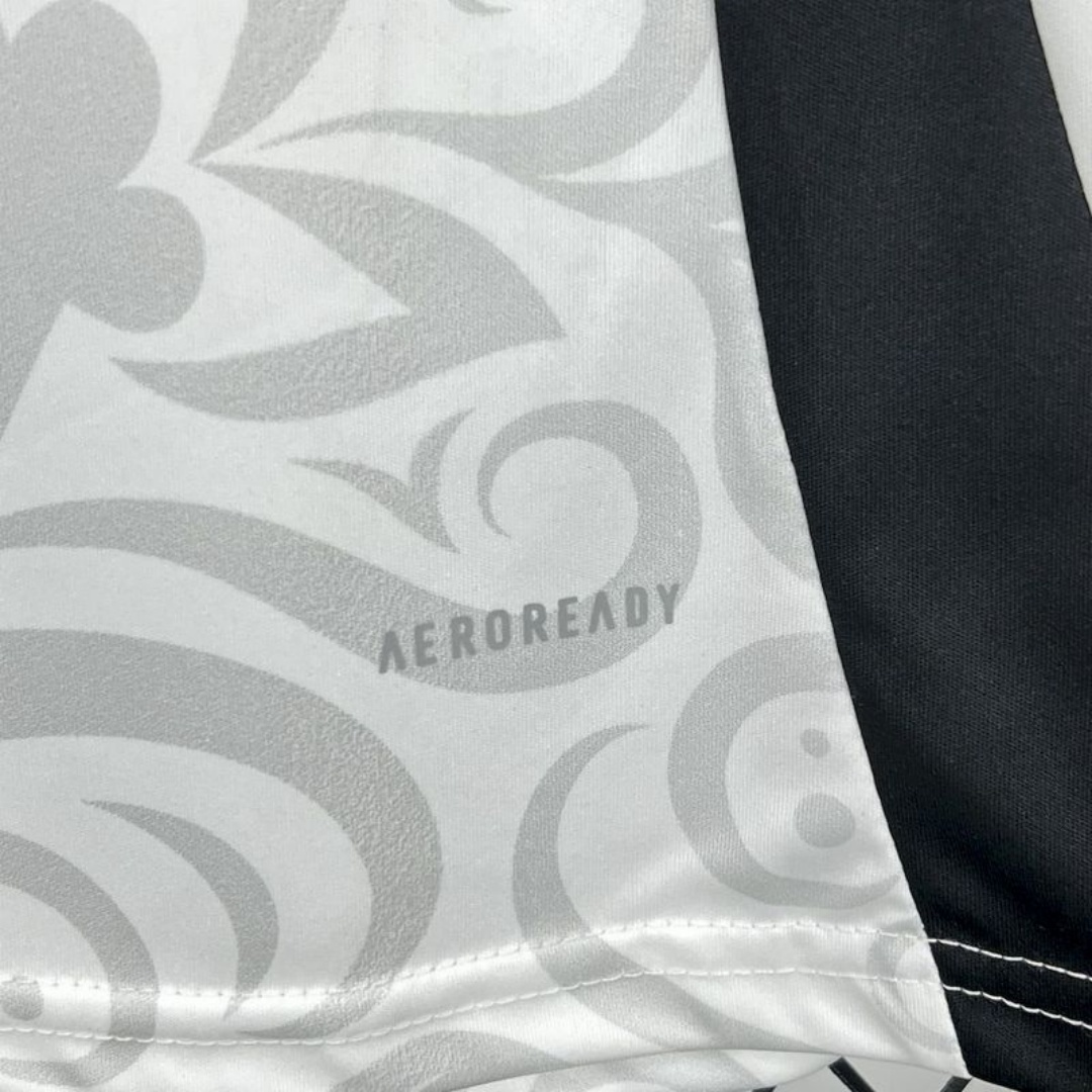 Benfica Trainng Jersey 2025/26