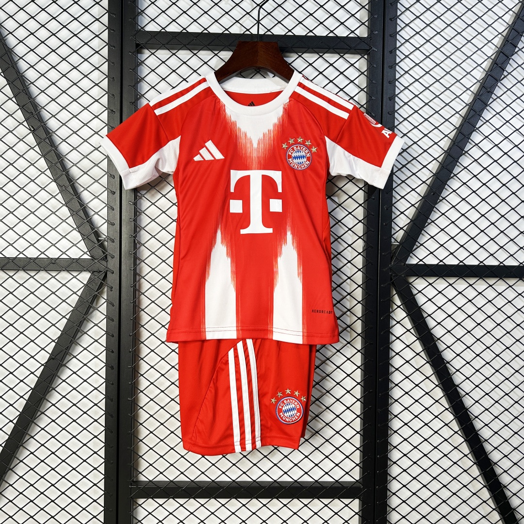 Kid's Bayern Munich Home Kit 2025/26