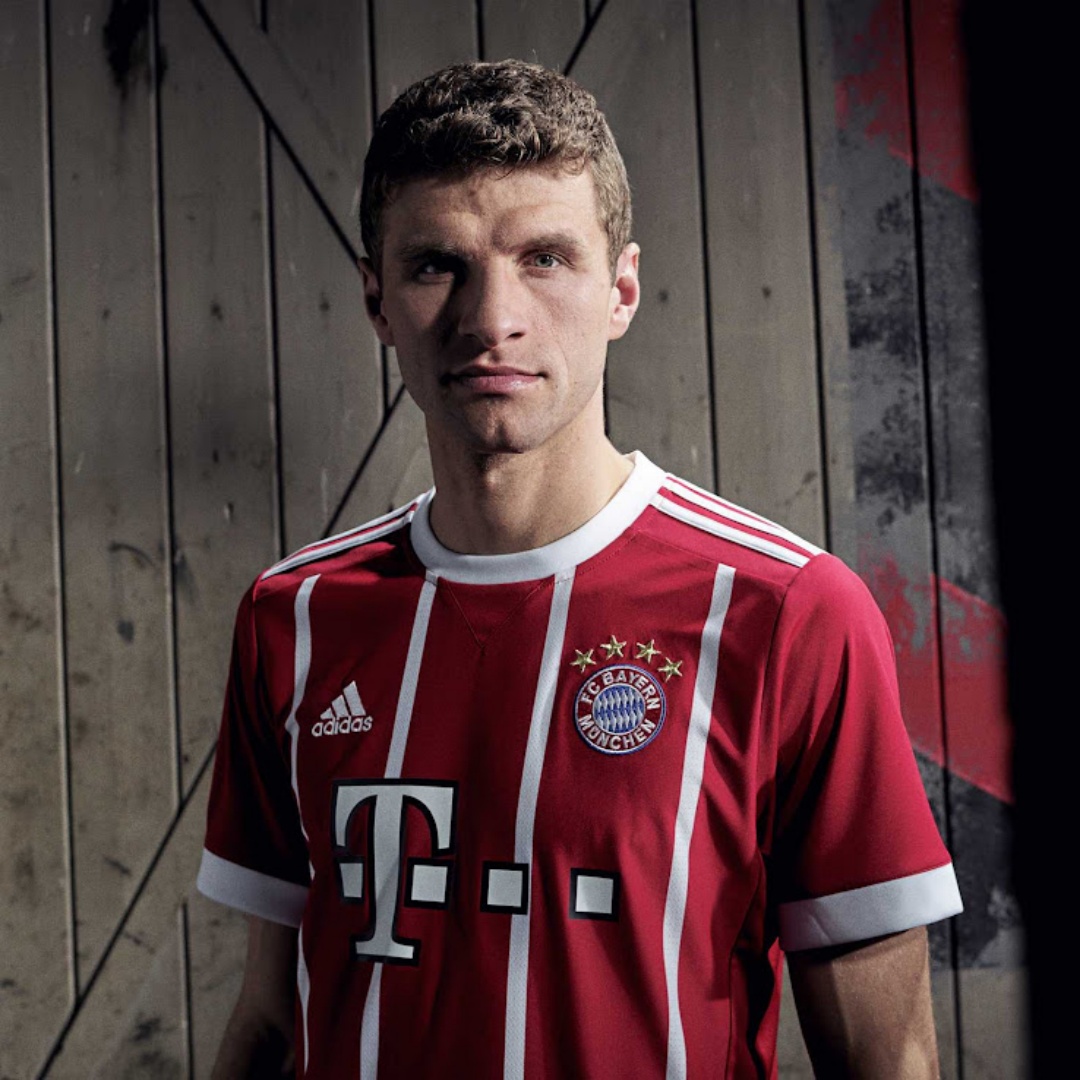 Retro Bayern Munich Home Jersey 2017/18