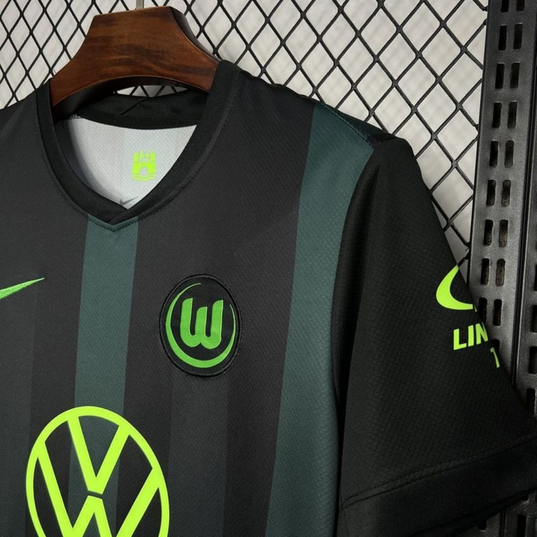 Wolfsburg Away Jersey 2024/25