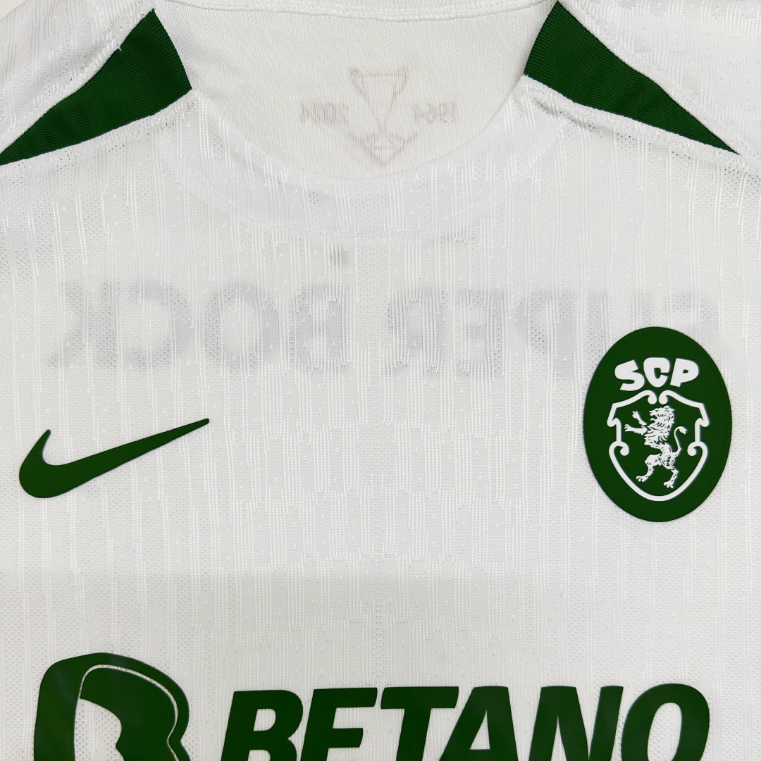 Player Version Sporting CP Away Jersey 2024/25