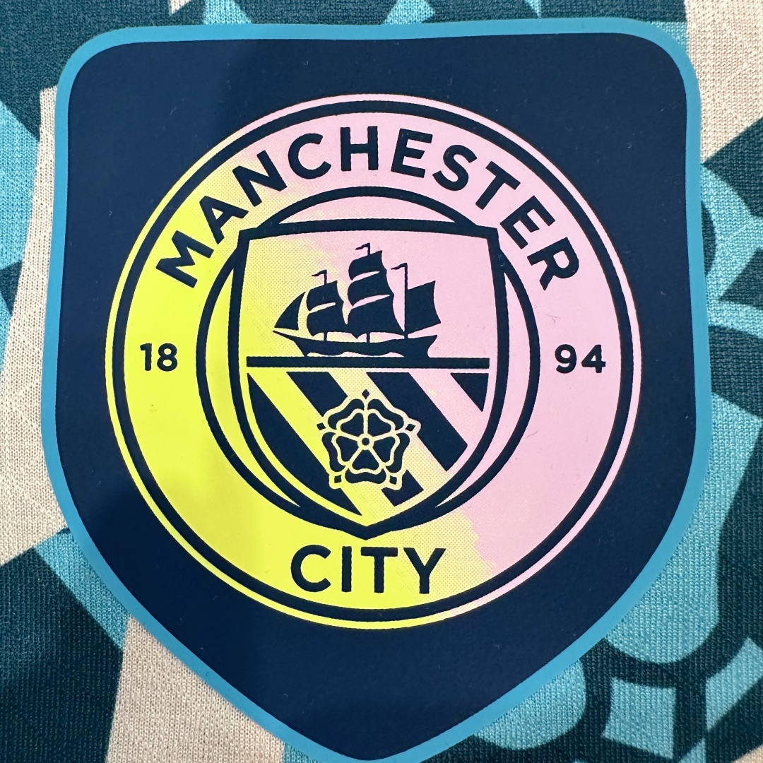 Player Version Manchester City 'Definitely City' FtblStatement Retro Jersey 2024/25