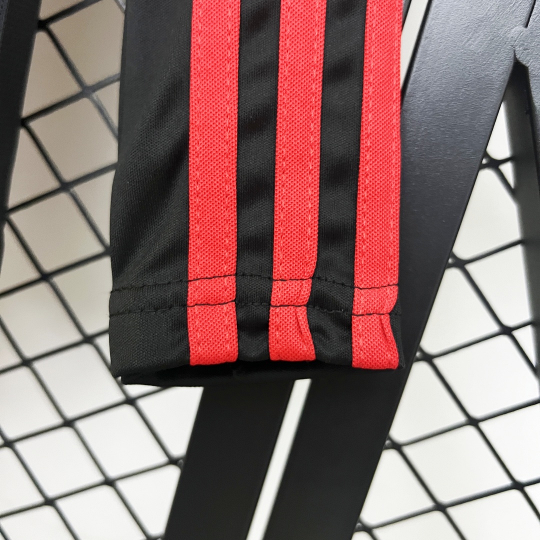 Kid's Flamengo Home Long Sleeve Kit 2025